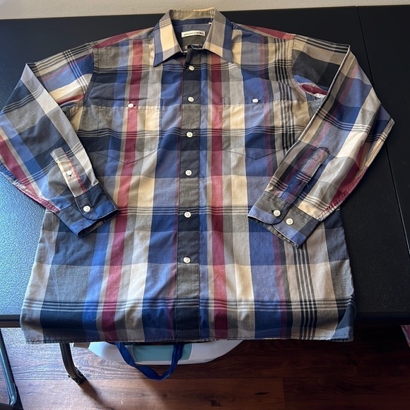 Pierre Cardin Red, Cream, and Blue Long Sleeve Button Down SZ Medium - Picture 1 of 4